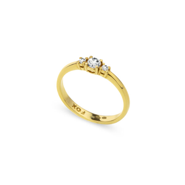 Zásnubní prsten značky FOX® 1 ze žlutého zlata, osazený celkem třemi diamanty briliantového brusu. poloprofil